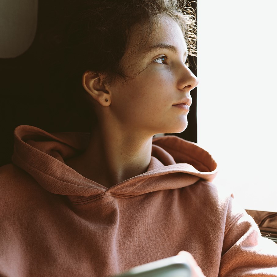 Is Abortion Legal in Washington? A woman searching online "Is Abortion Legal in Washington?"